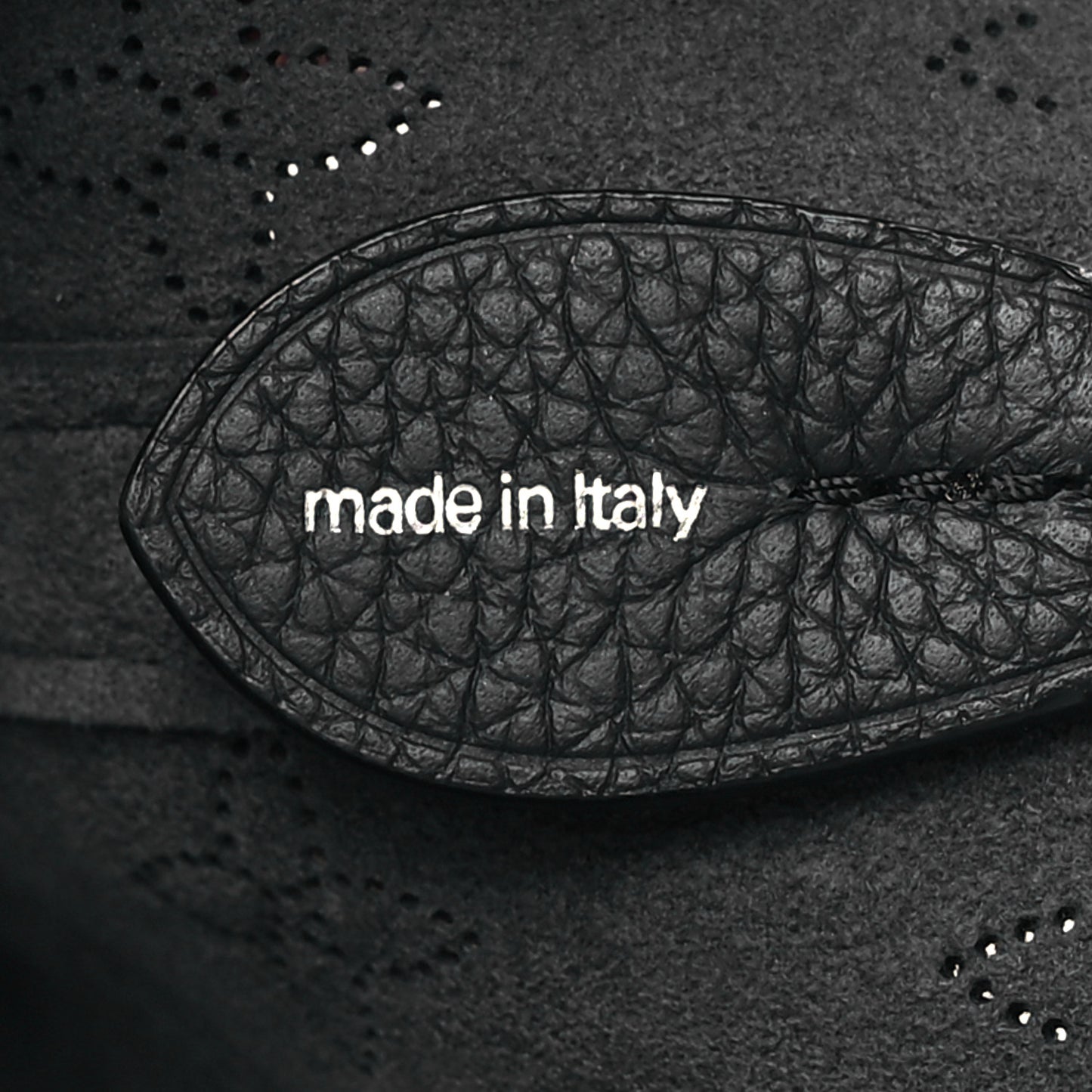 Mahina Blossom MM Black