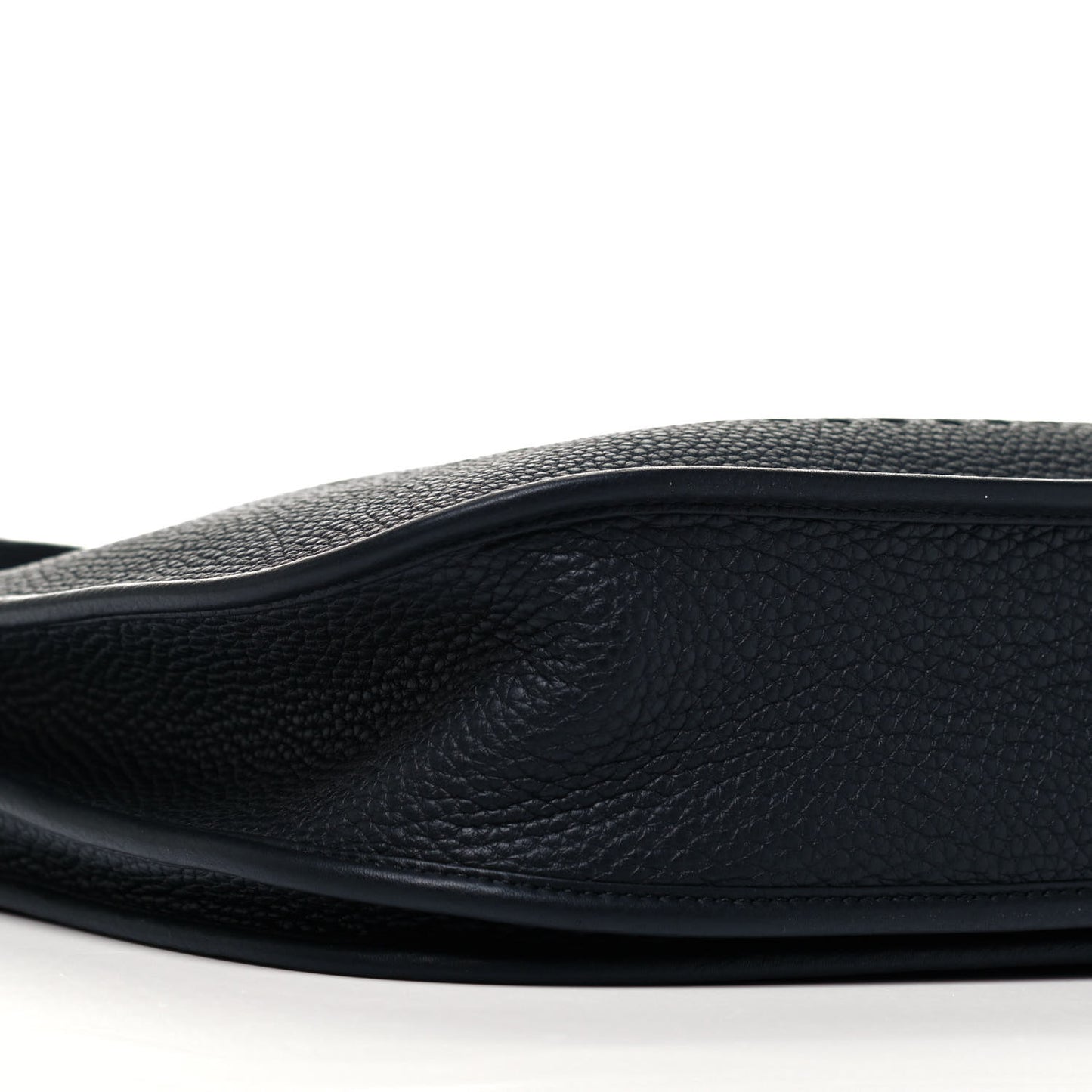 Taurillon Clemence Evelyne III PM Black