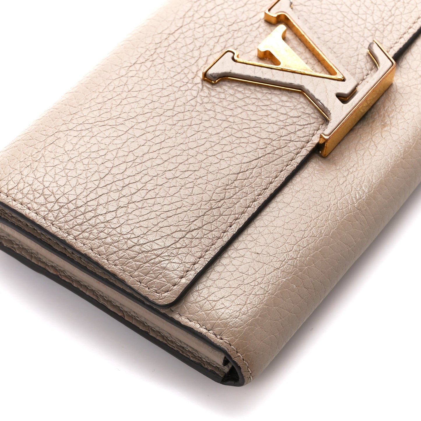 Taurillon Capucines Wallet Galet