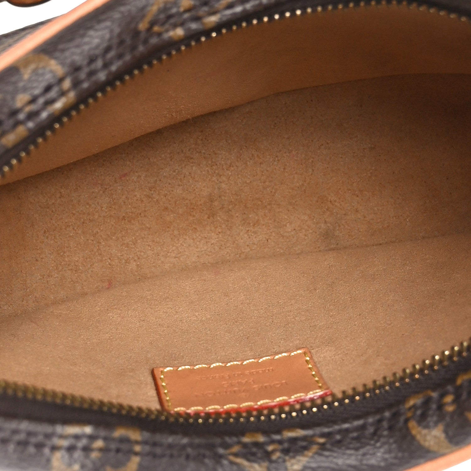 Louis Vuitton Monogram Loop 6 of 9