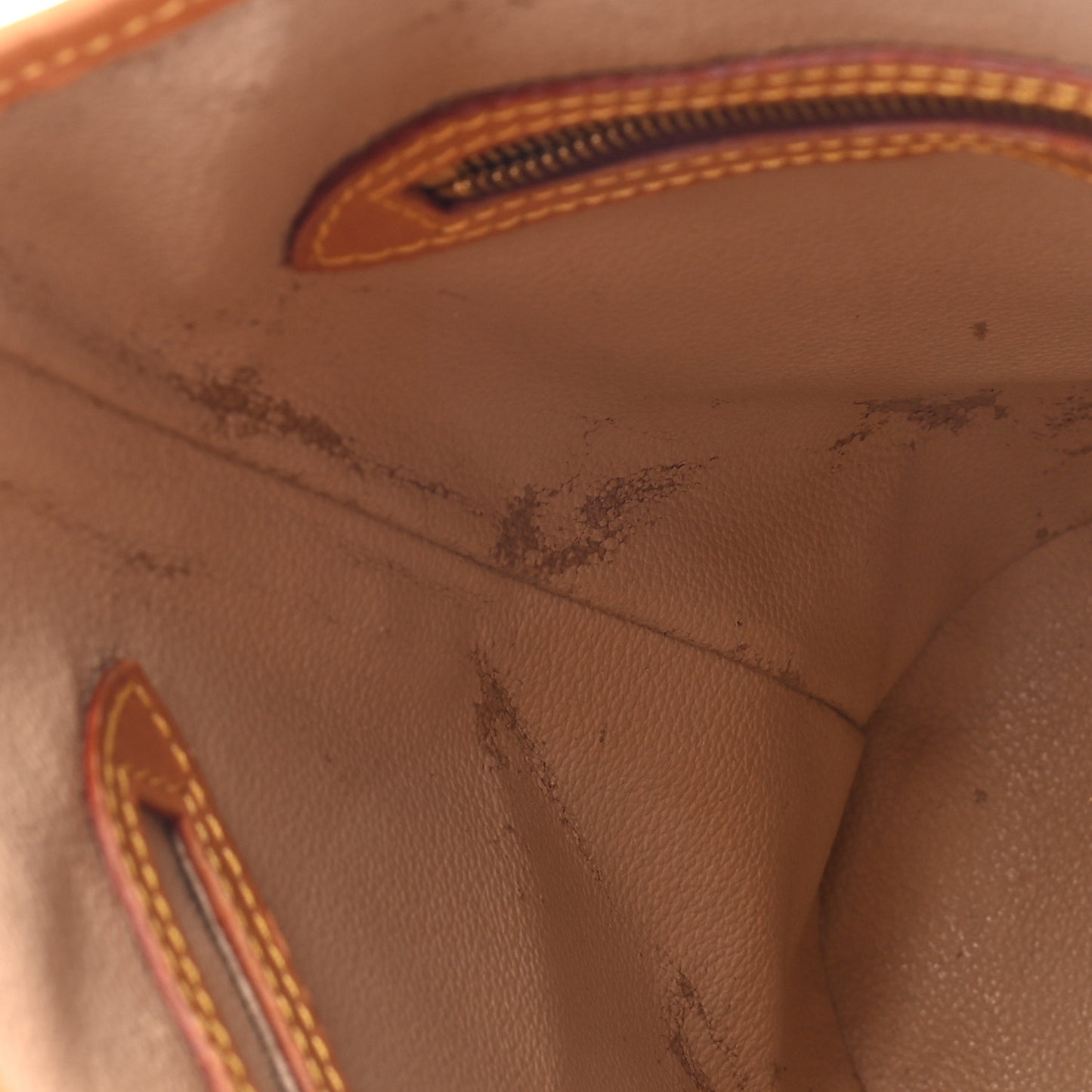 Monogram Petit Bucket 23