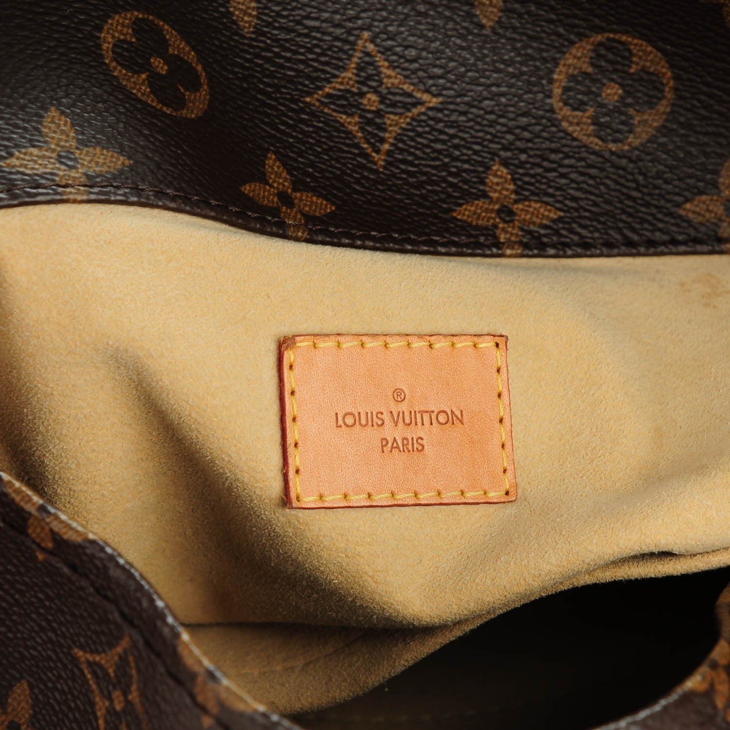 Louis Vuitton Monogram Artsy MM 6 of 8