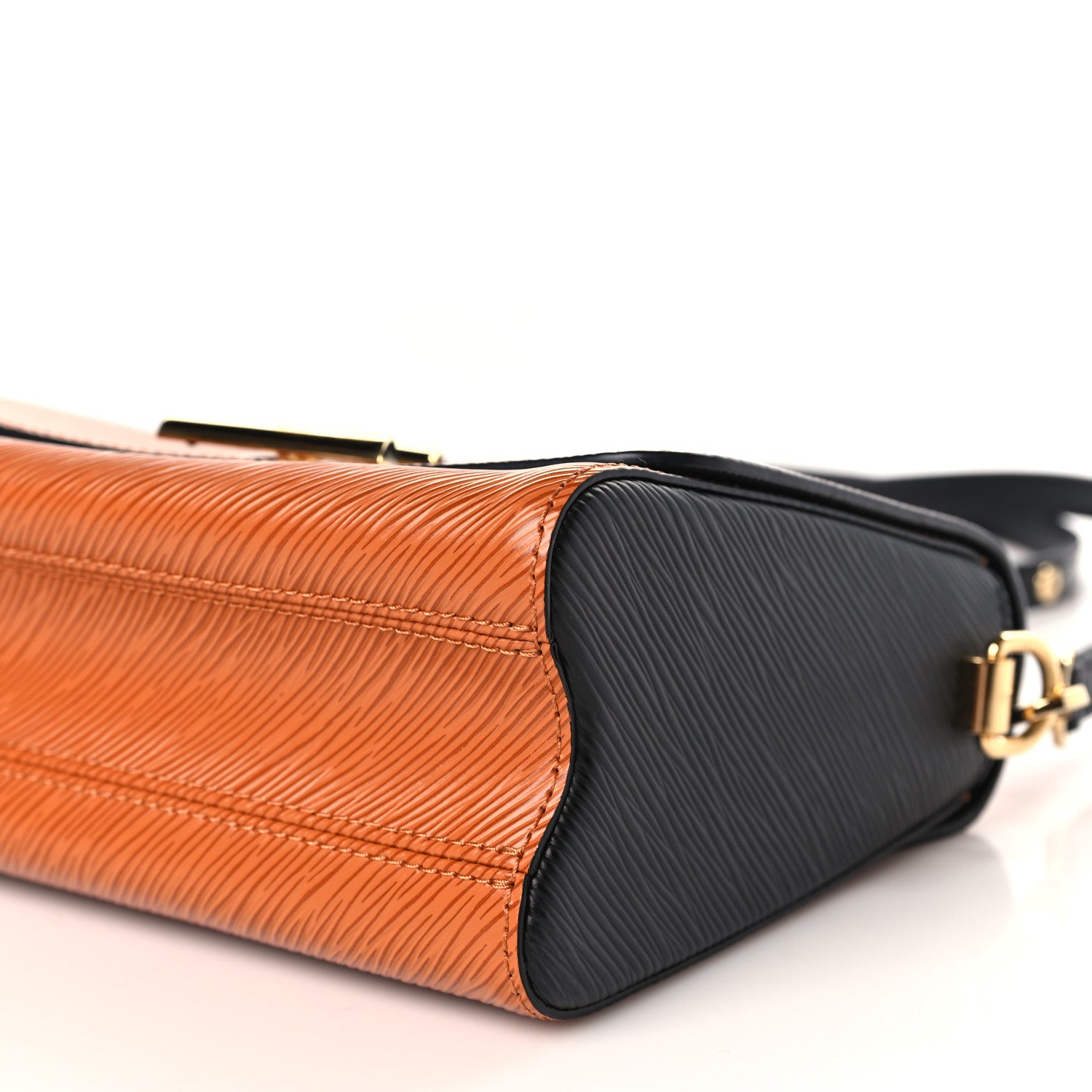Louis Vuitton Epi Wild At Heart Twist One Handle MM Gold Cipango 8 of 9