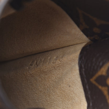 Louis Vuitton Monogram Sunglasses Case MM 5 of 6