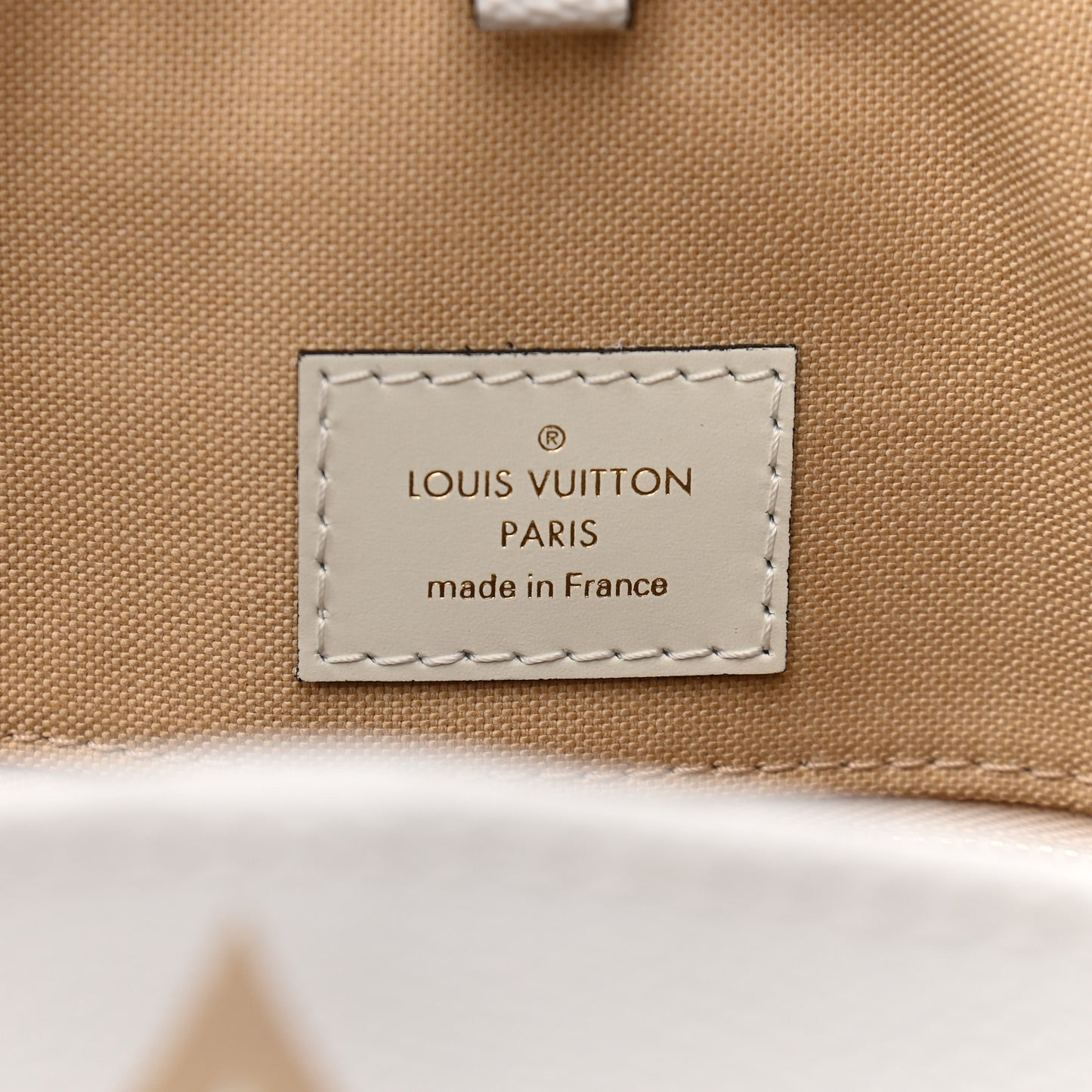 Monogram Giant Onthego GM Kaki Beige