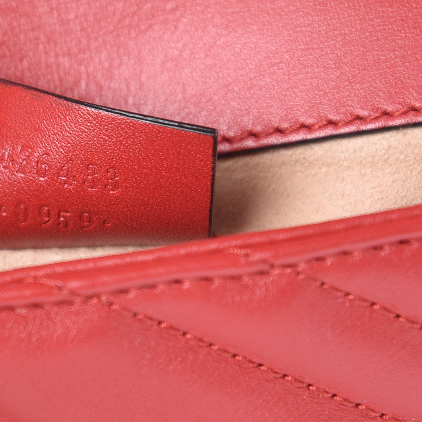 Calfskin Matelasse Super Mini GG Marmont Shoulder Bag Hibiscus Red