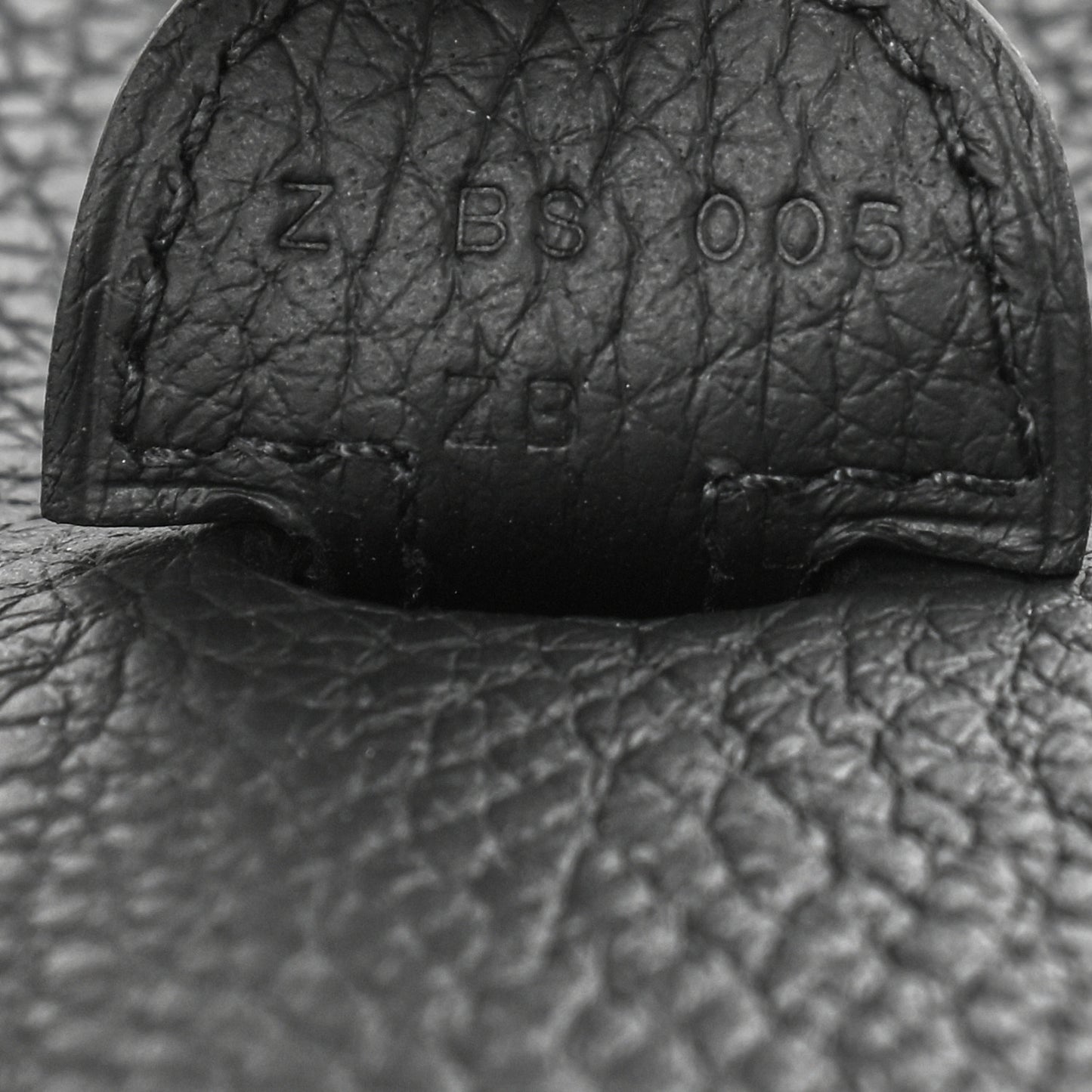 Taurillon Clemence Evelyne III PM Black