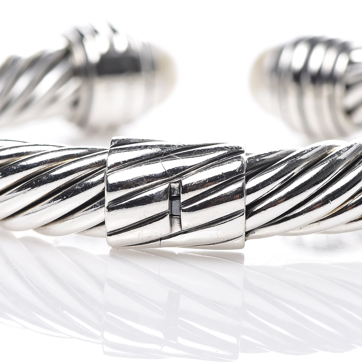 David Yurman Sterling Silver Pearl 10mm Cable Classics Hinged Bracelet 5 of 5