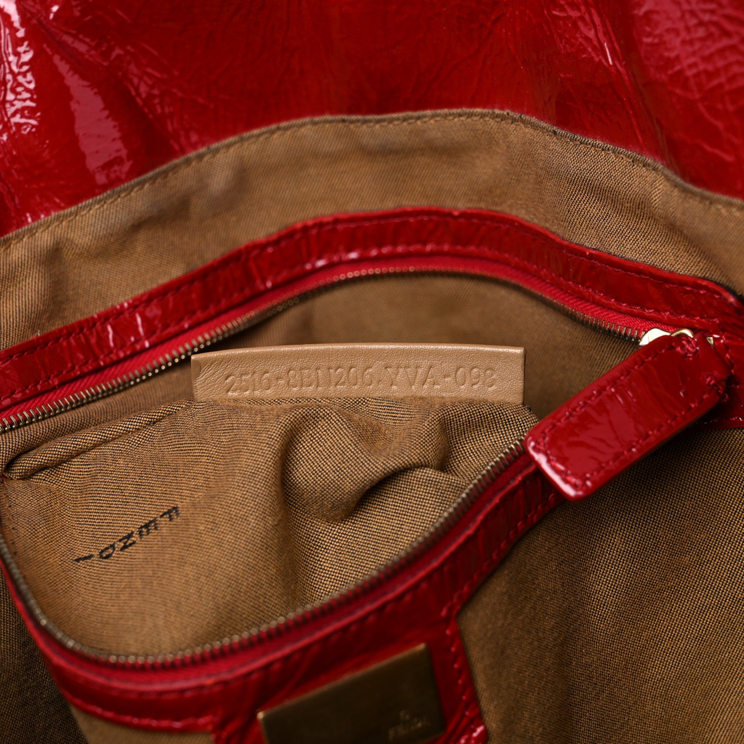 Fendi Vitello Naplak Small Bag De Jour Rosso 16 of 21