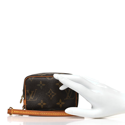 Louis Vuitton Monogram Wapity 2 of 9