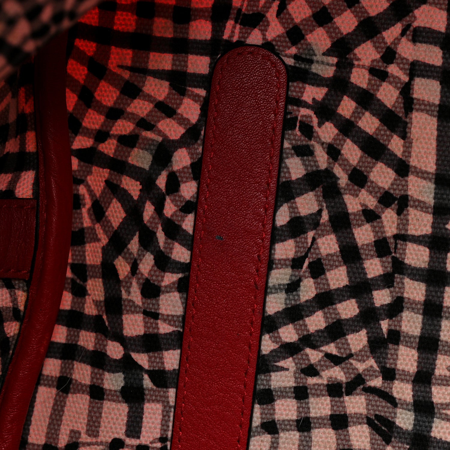 MCM Visetos Large Liz Reversible Shopper Tote Ruby Red 13 of 31