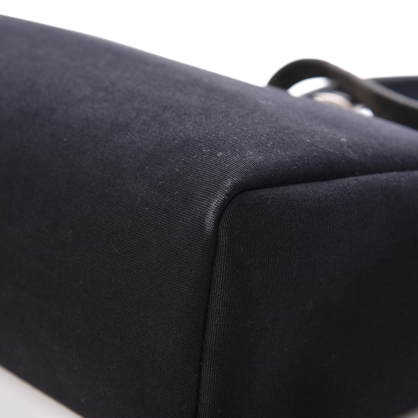 Toile Vache Calfskin Herbag 30 PM Black Natural