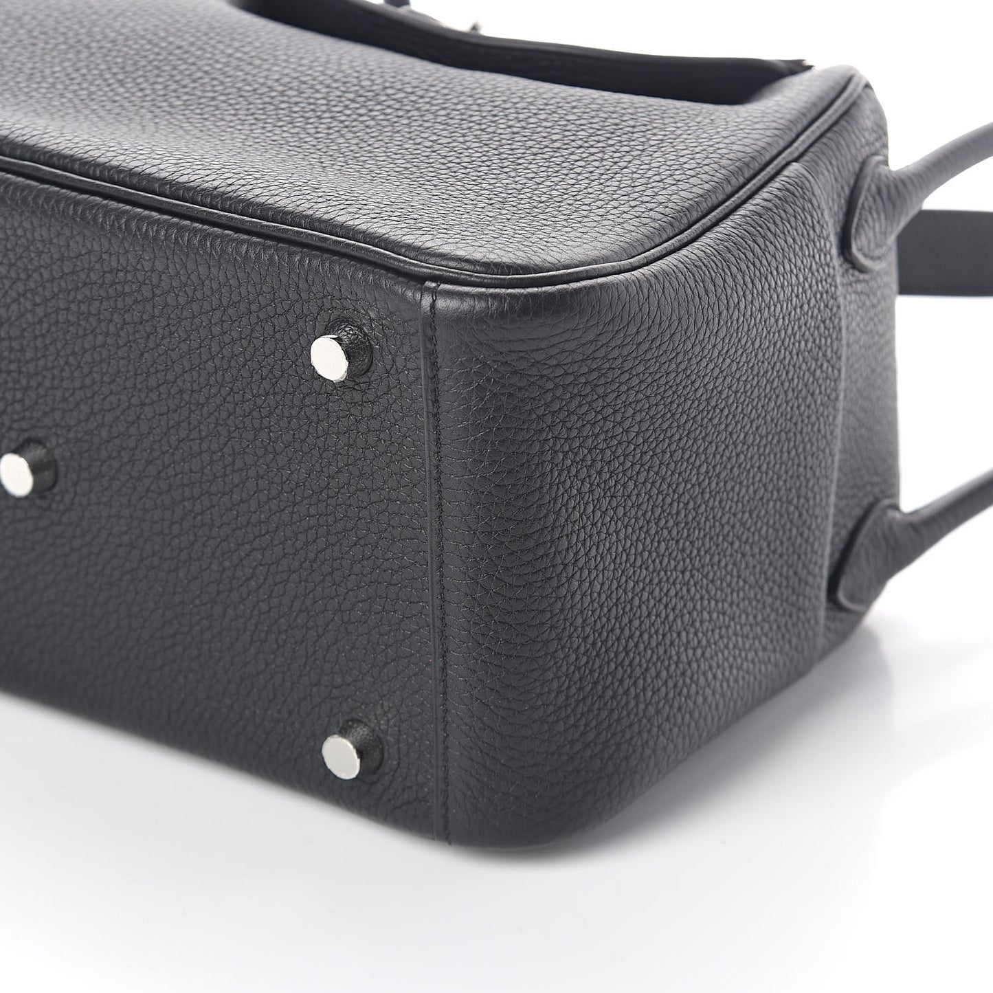 Taurillon Clemence Lindy 26 Black