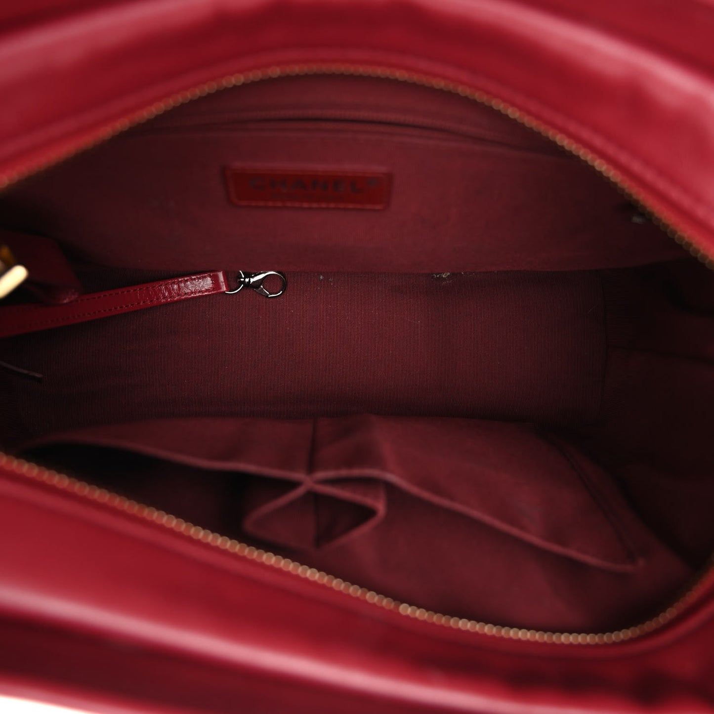 Aged Calfskin Chevron Quilted Medium Gabrielle Hobo Dark Pink