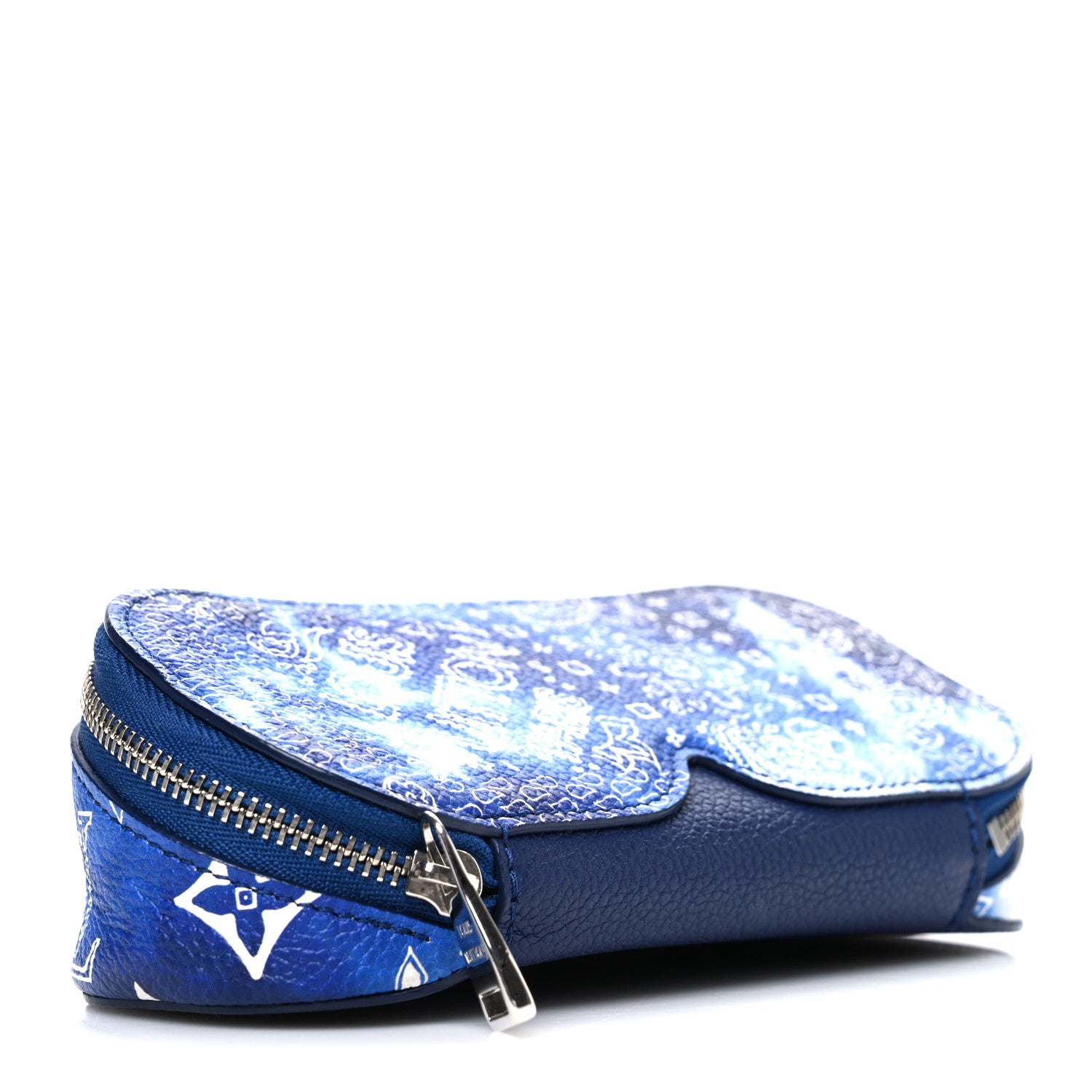 Louis Vuitton Cowhide Monogram Bandana Sunglasses Case GM Blue White 3 of 6