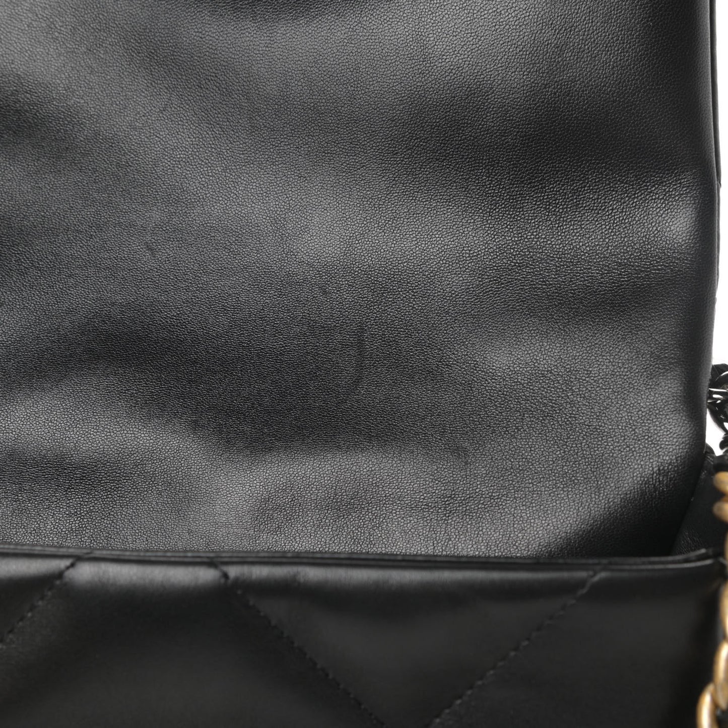 Lambskin Quilted Medium Chanel 19 Flap Black