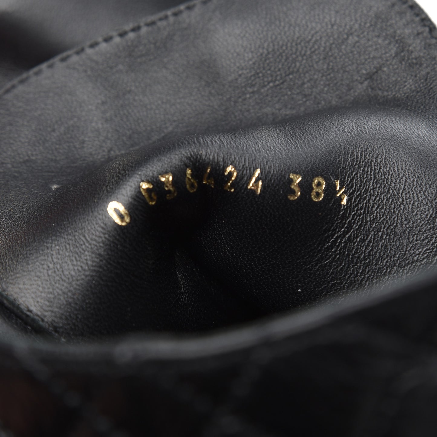 Shiny Goatskin Calfskin Quilted Lace Up Combat Boots 38.5 Black