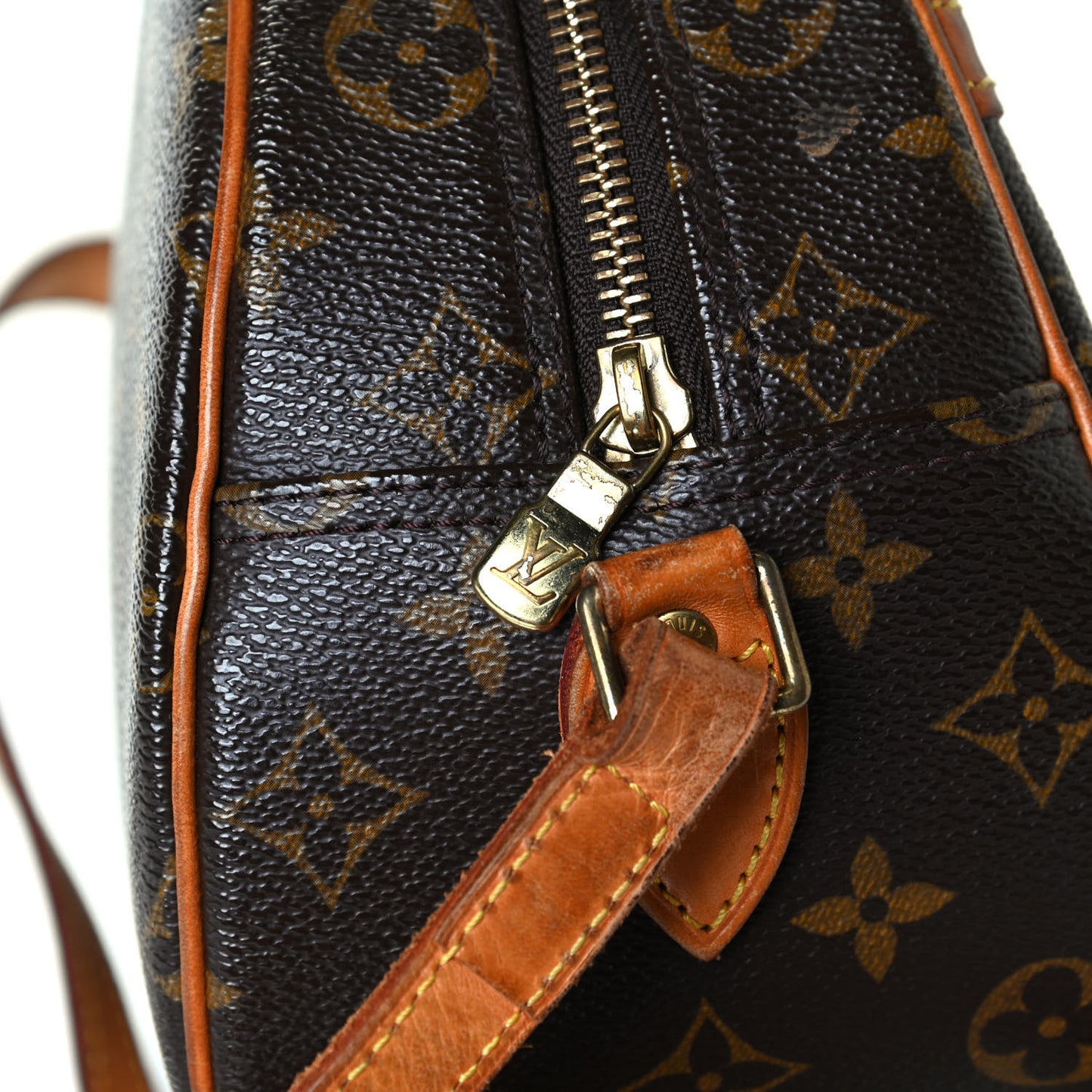 Monogram Blois