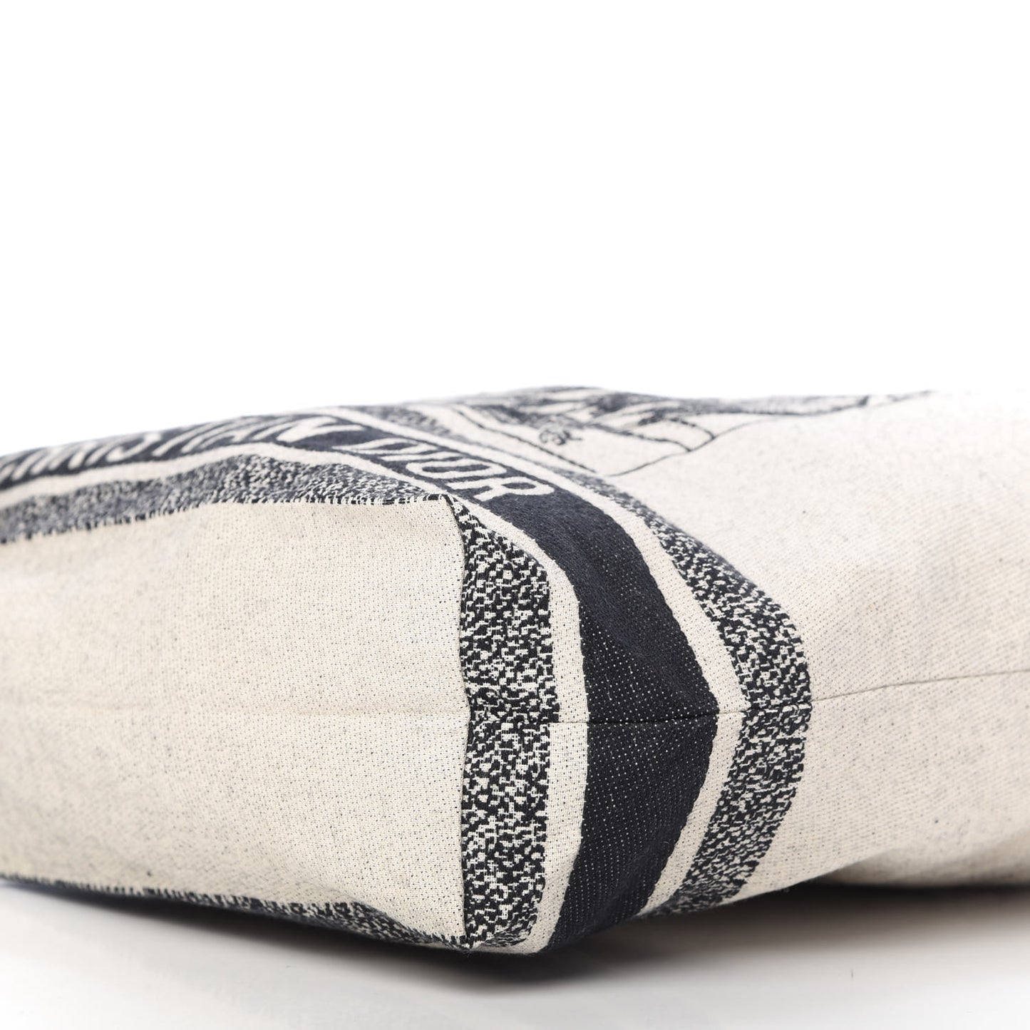 Canvas Print Cruise Tote Ivory Black