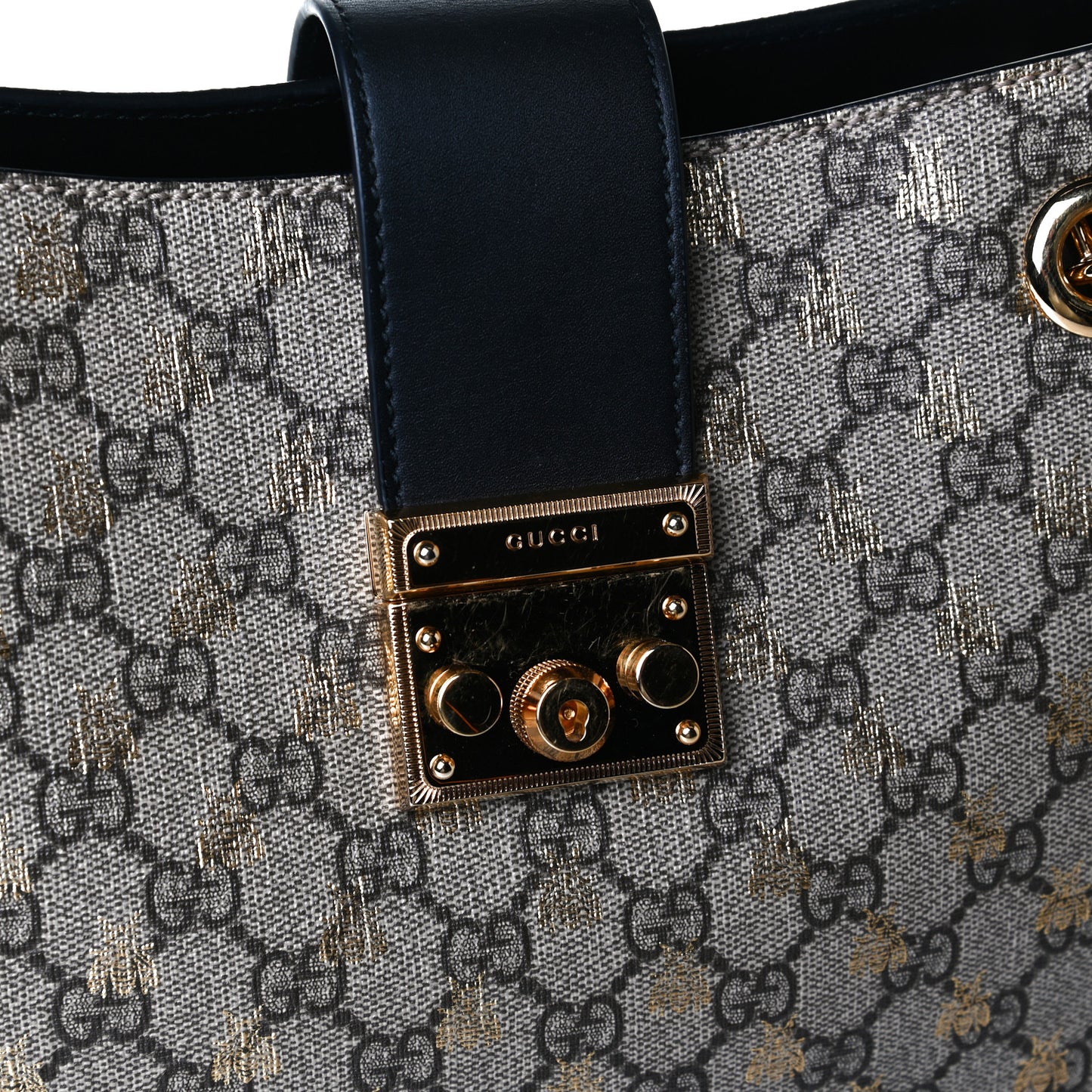 GG Supreme Monogram Bees Medium Padlock Tote Beige Oro Black