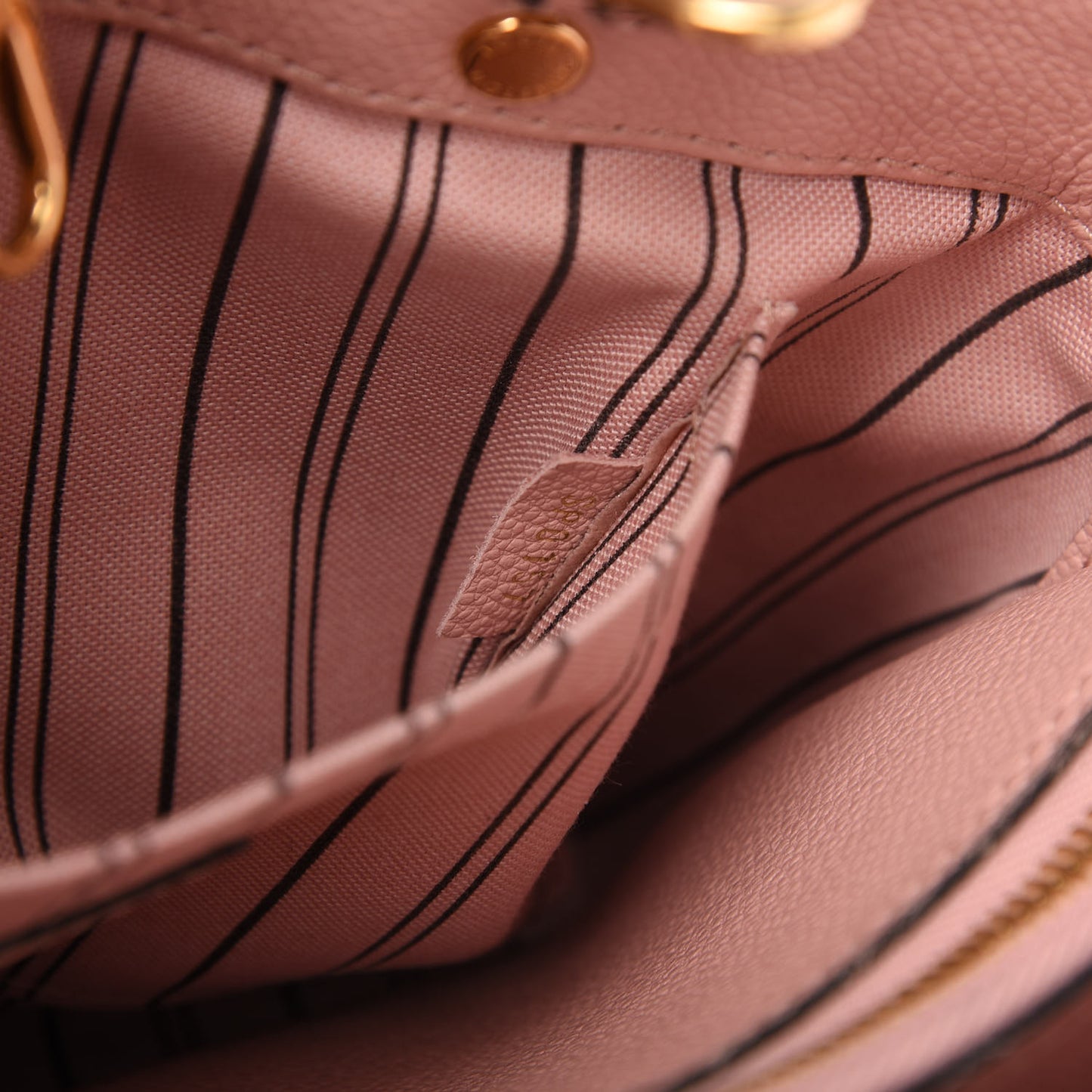 Empreinte Montaigne BB Rose Poudre