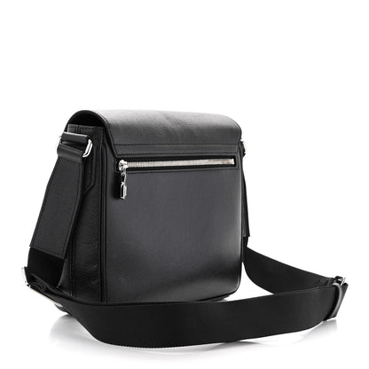 Louis Vuitton Taiga District PM Black 3 of 10
