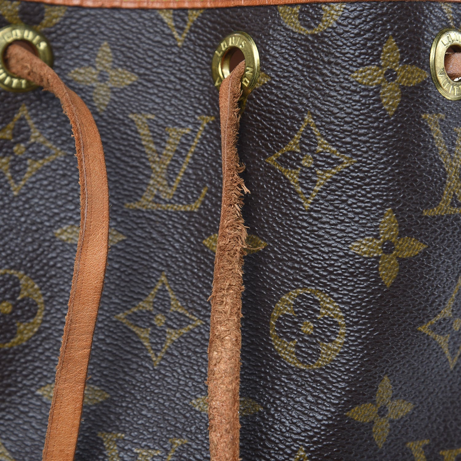 Louis Vuitton Monogram Petit Noe 11 of 19