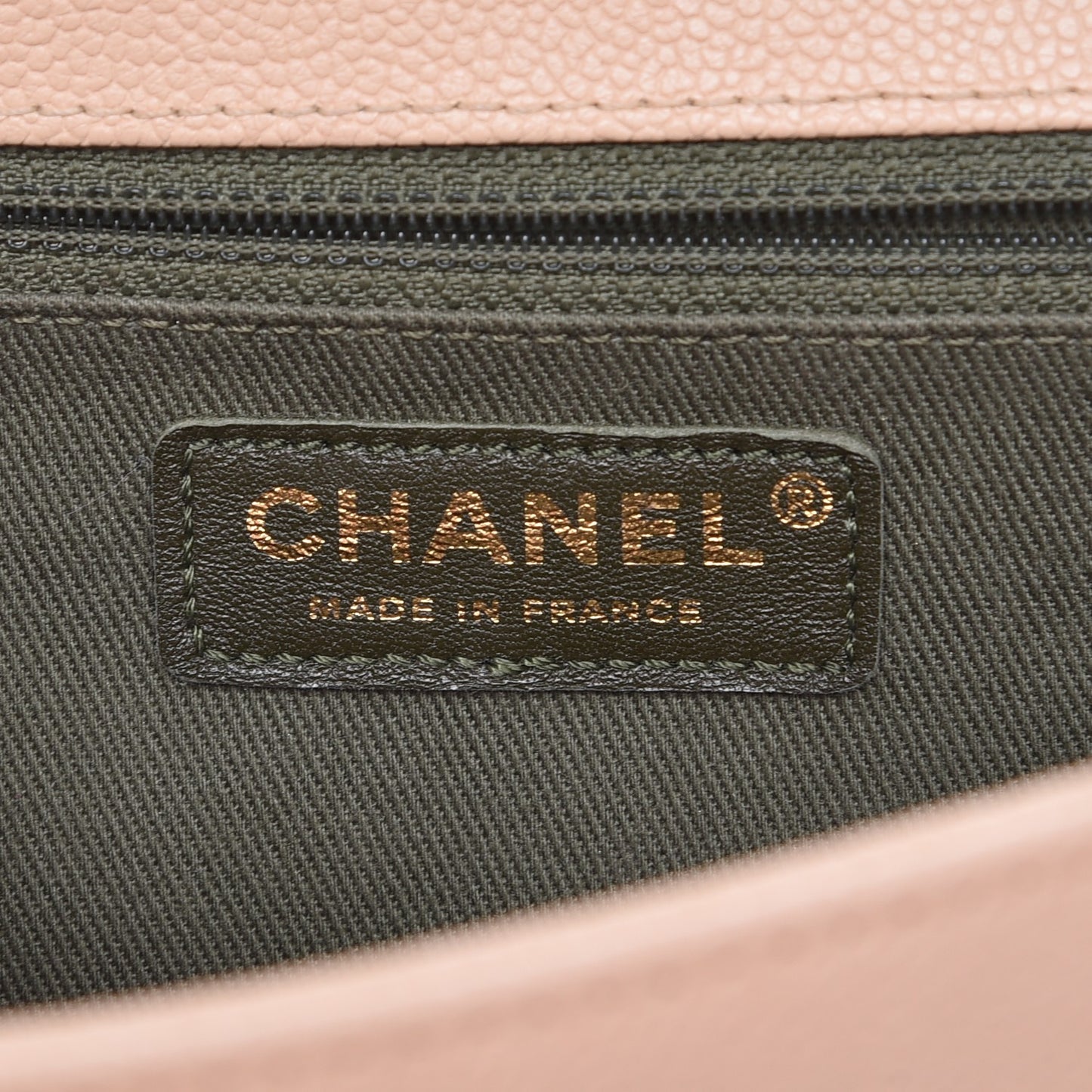 Caviar Quilted New Medium Boy Flap Beige Clair