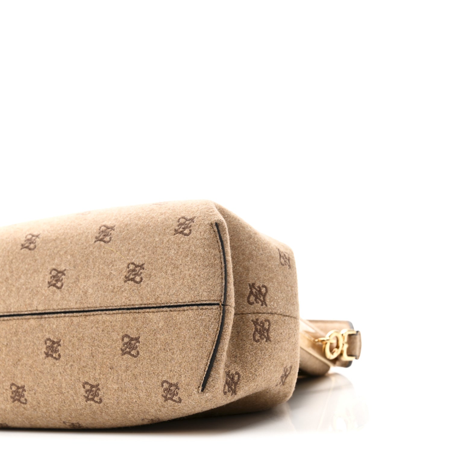 FENDI CHANEL CELINE 袋　ガーメント mqdefault.jpg