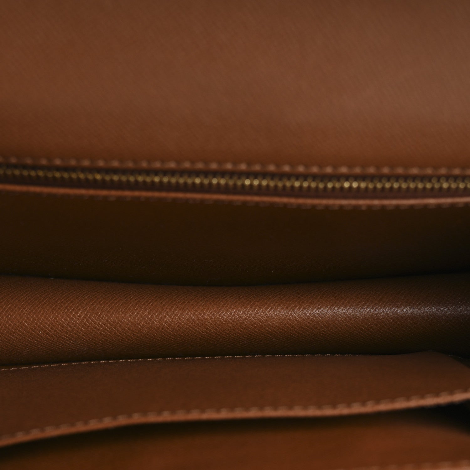 Louis Vuitton Monogram Pochette Dame 26 5 of 7
