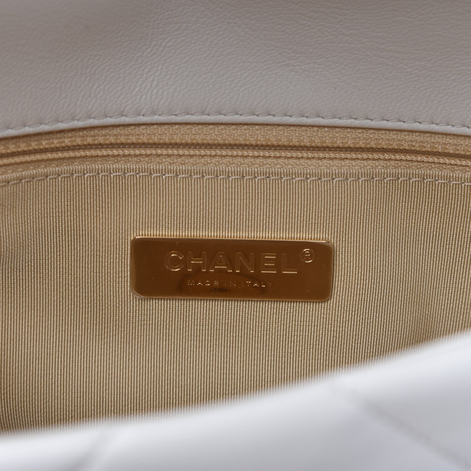 Chanel Goatskin Quilted Medium 19 Flap White 8 of 11