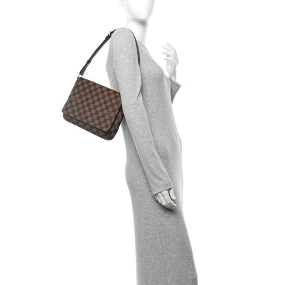 Louis Vuitton Damier Ebene Musette Tango 2 of 9
