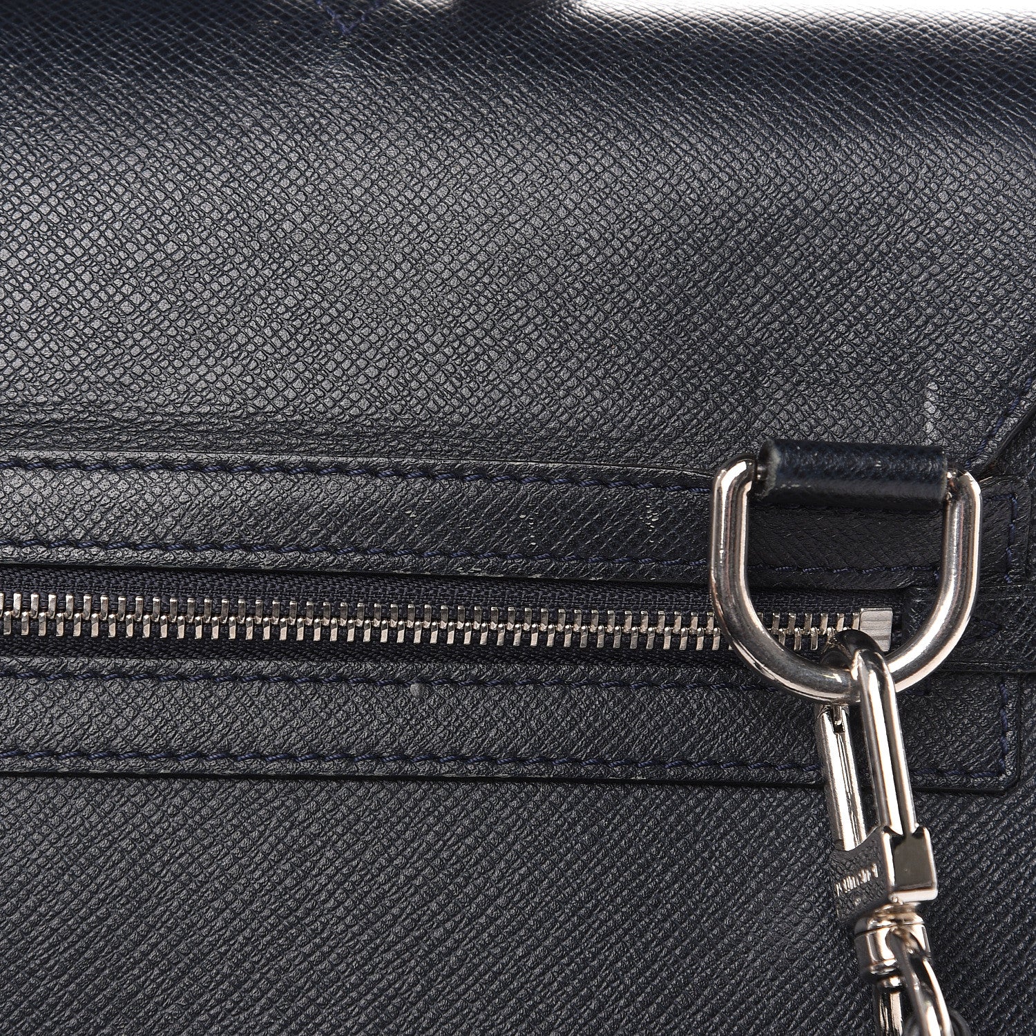 Louis Vuitton Taiga Vassili PM Messenger Bag Boreal 20 of 27