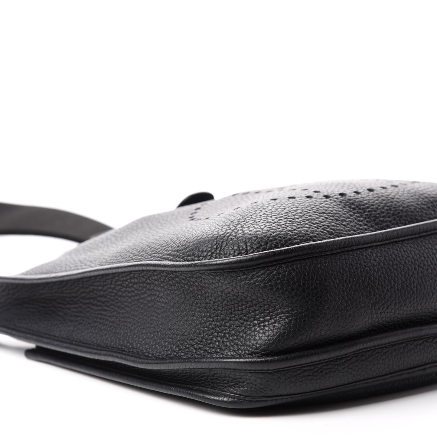 Taurillon Clemence Evelyne III PM Black