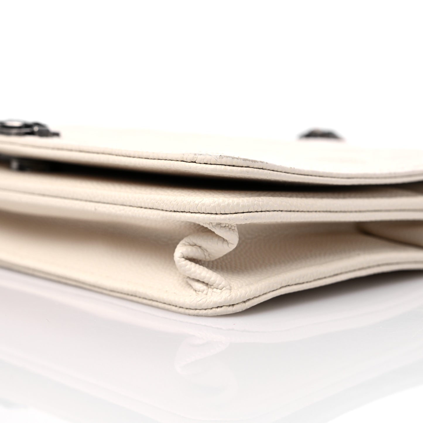 Caviar Quilted Boy Wallet On Chain WOC White