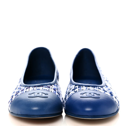 Chanel Tweed Lambskin CC Cap Toe Ballerina Flats 37.5 White Blue 2 of 9