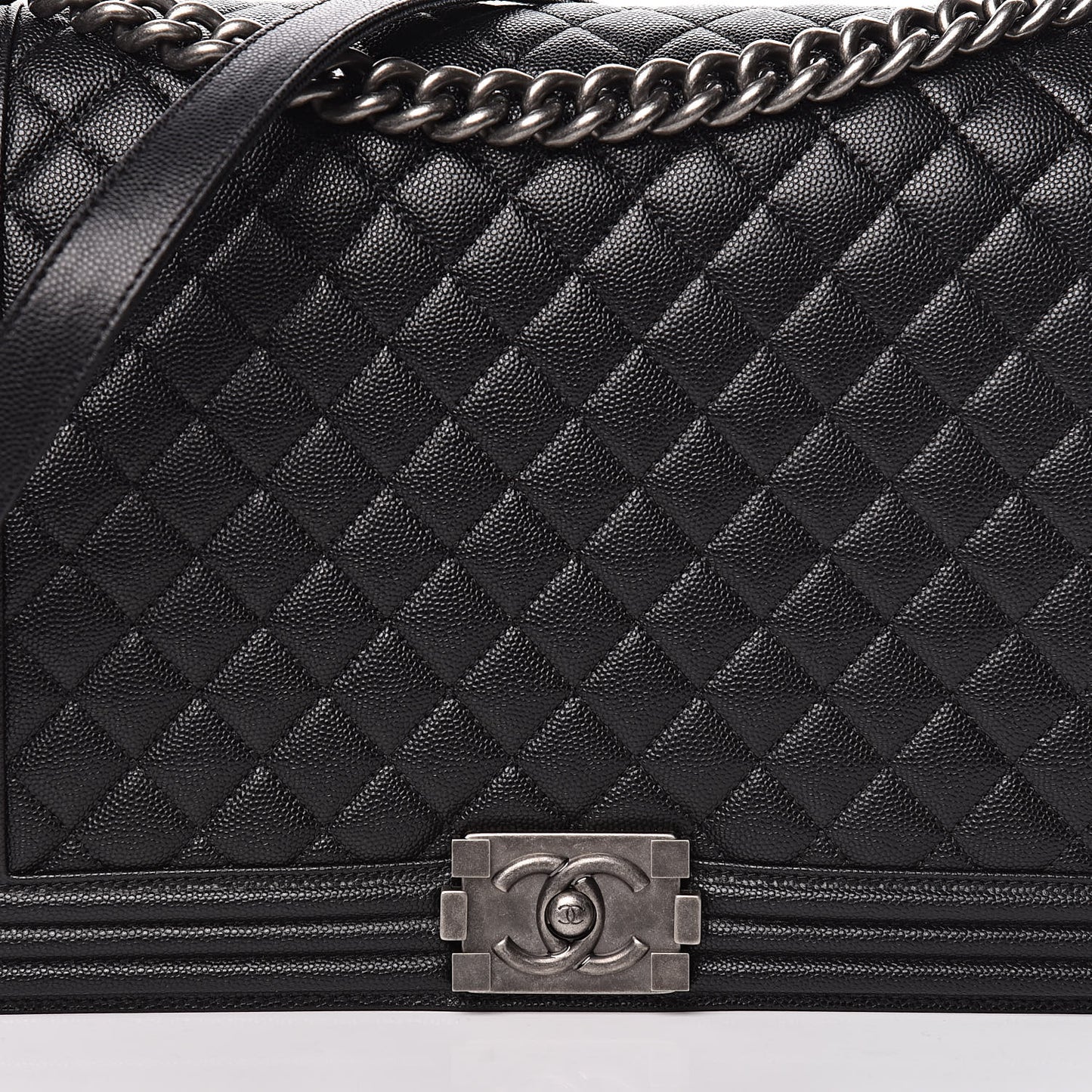 Caviar Quilted Large Boy Flap Black