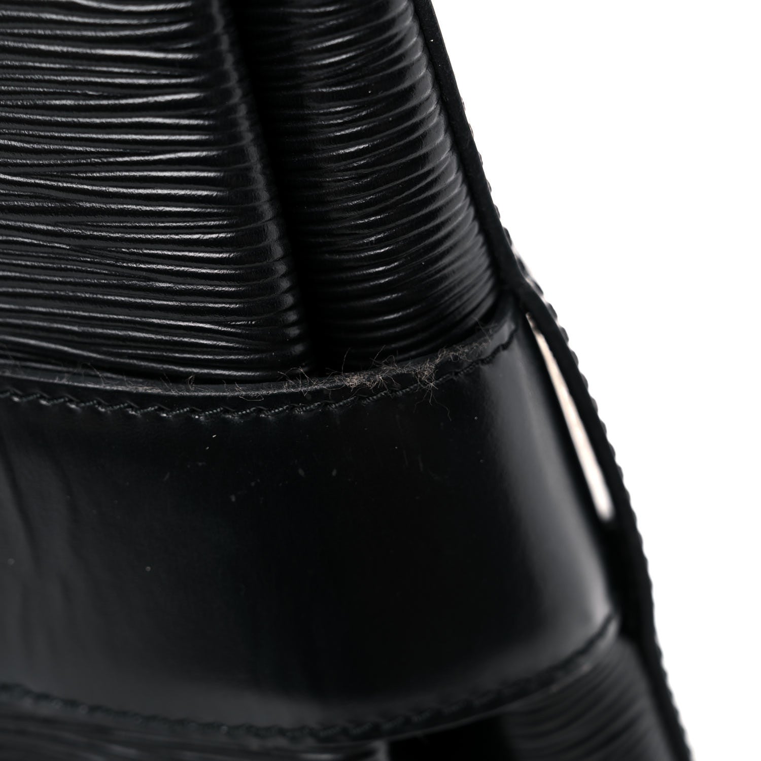 Louis Vuitton Epi Sac D'Epaule Black 24 of 26