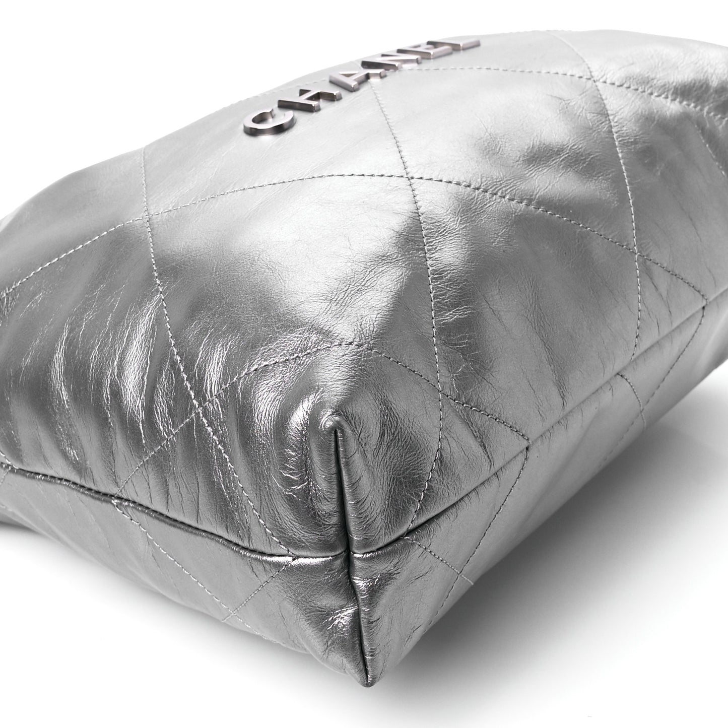 Metallic Calfskin Quilted Chanel 22 Silver