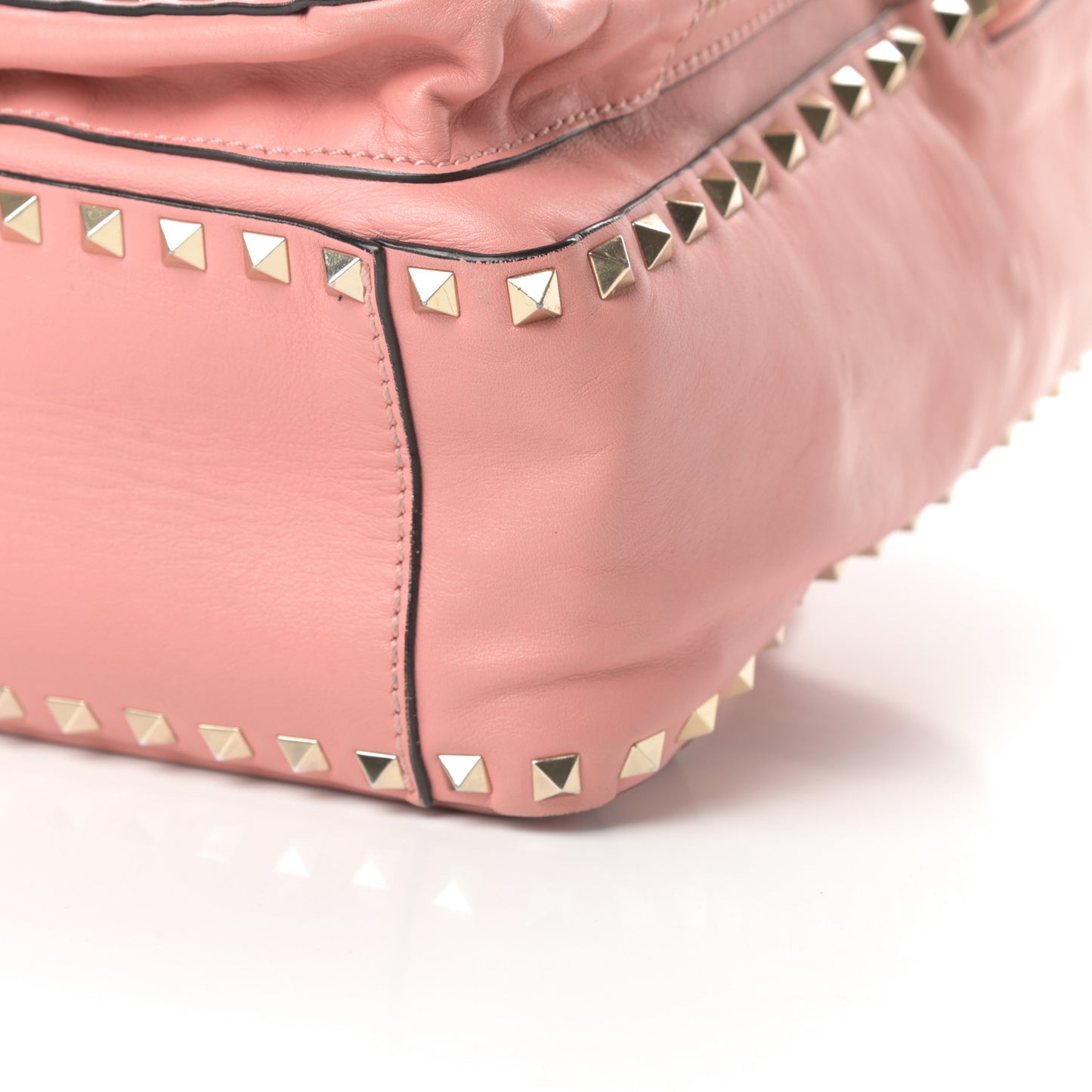Vitello Medium Rockstud Backpack Peau D'Abricot