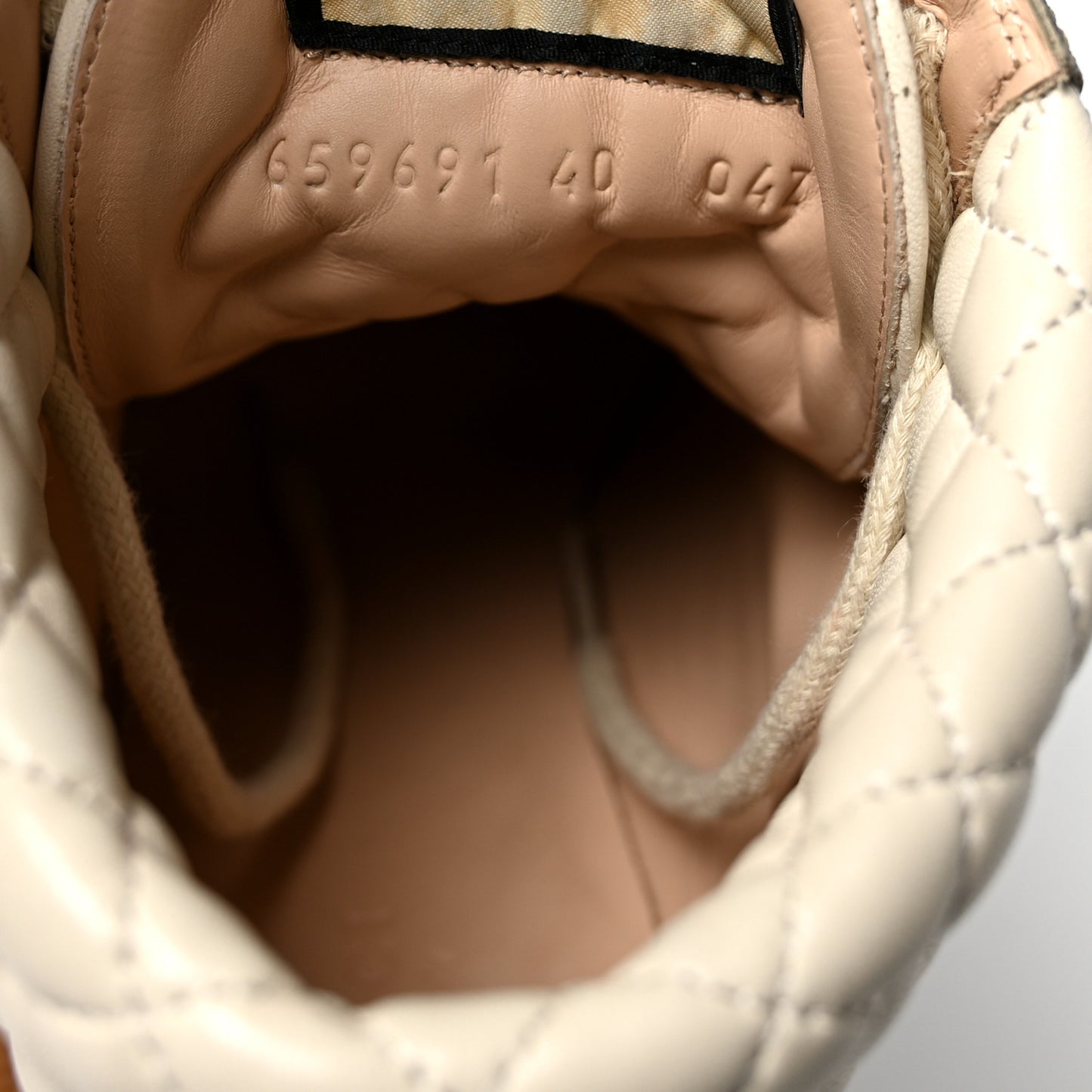 Apollo Calfskin GG Supreme Nappa Samoa Quilted Lace Up Ankle Boots 40 Mystic White Beige Ebony