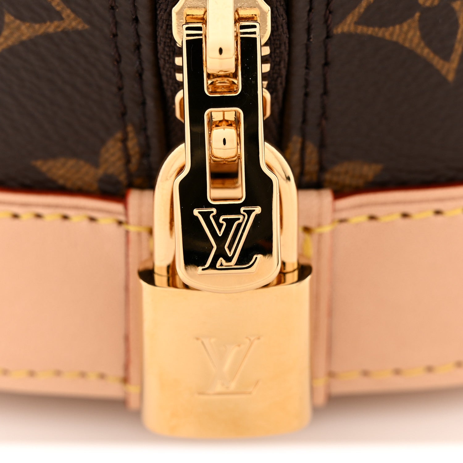 Louis Vuitton Monogram Alma BB 10 of 10