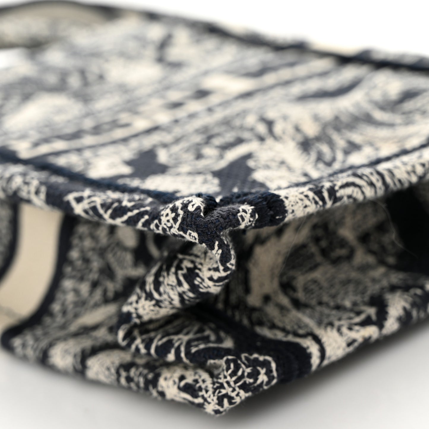 Canvas Toile de Jouy Reverse Embroidered Mini Book Tote Phone Bag Blue