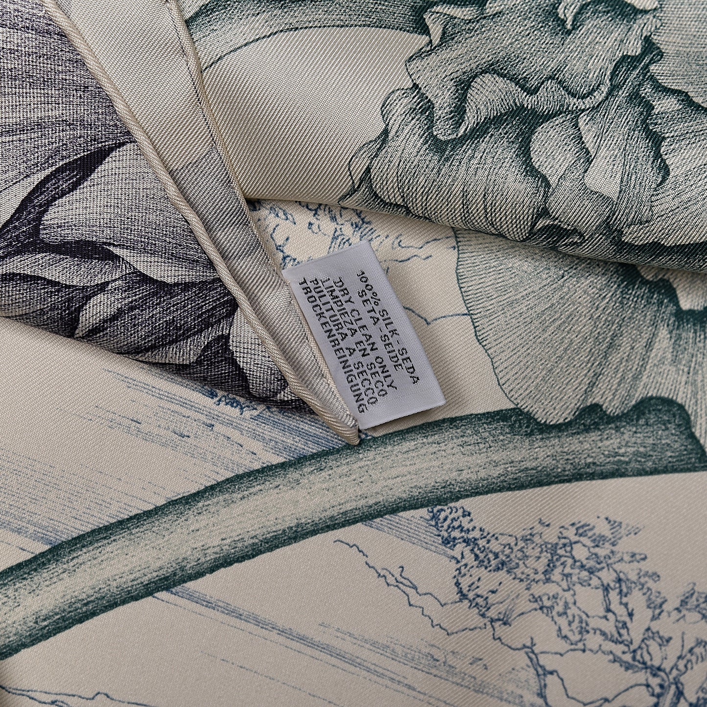 Silk A L'Ombre Des Pivoine Scarf 90 Ivory Turquoise Vert