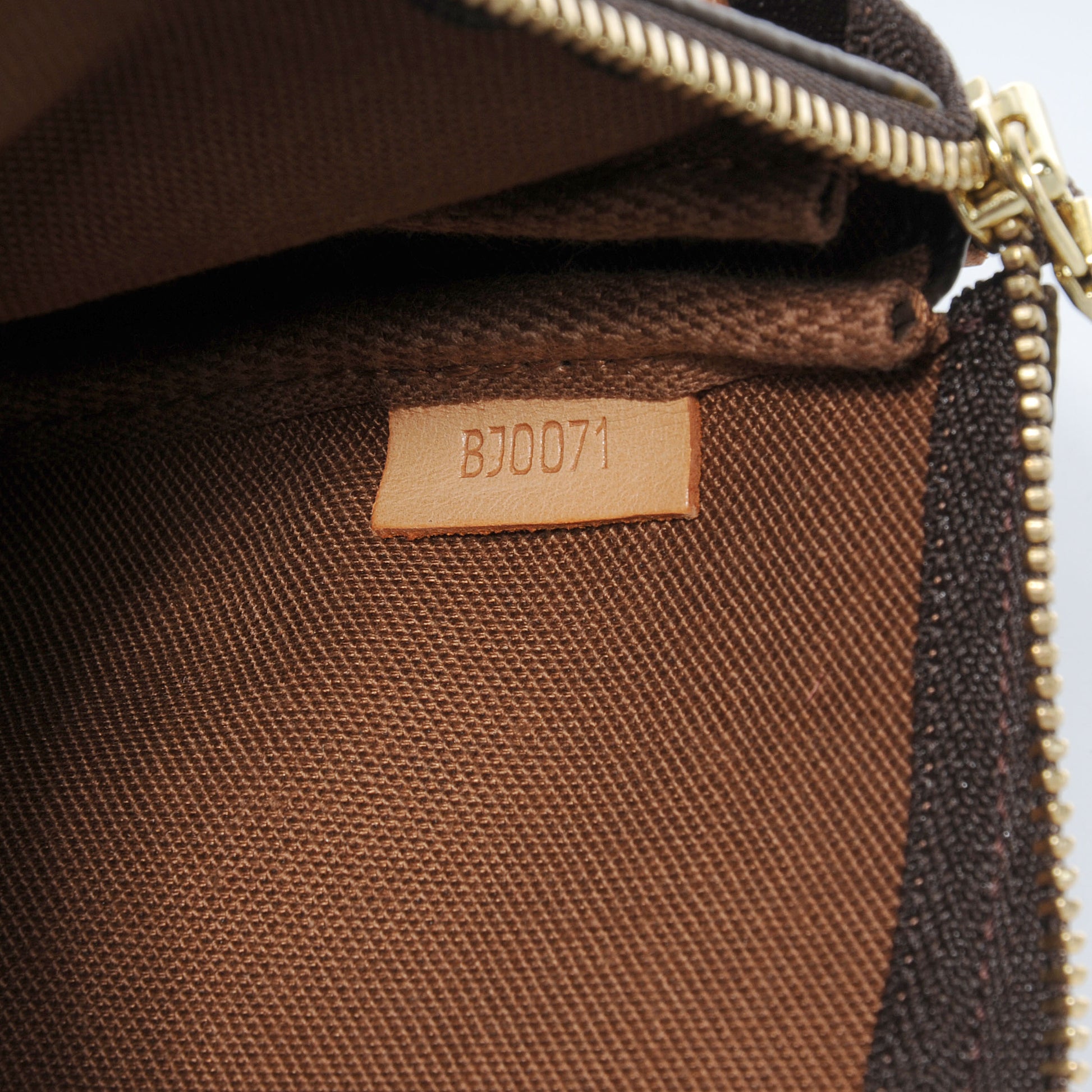 Louis Vuitton Monogram Pochette Accessories 8 of 8