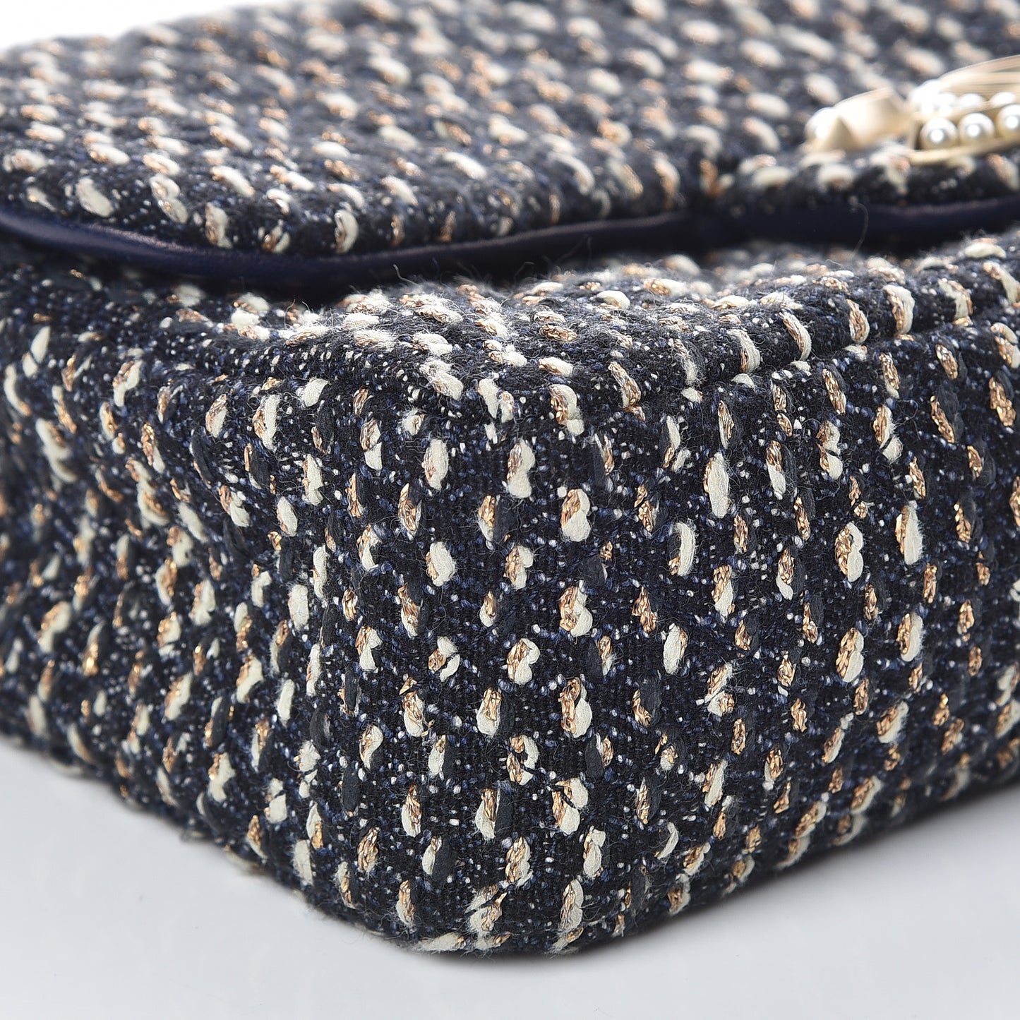 Tweed Westminster Pearl Flap Multicolor