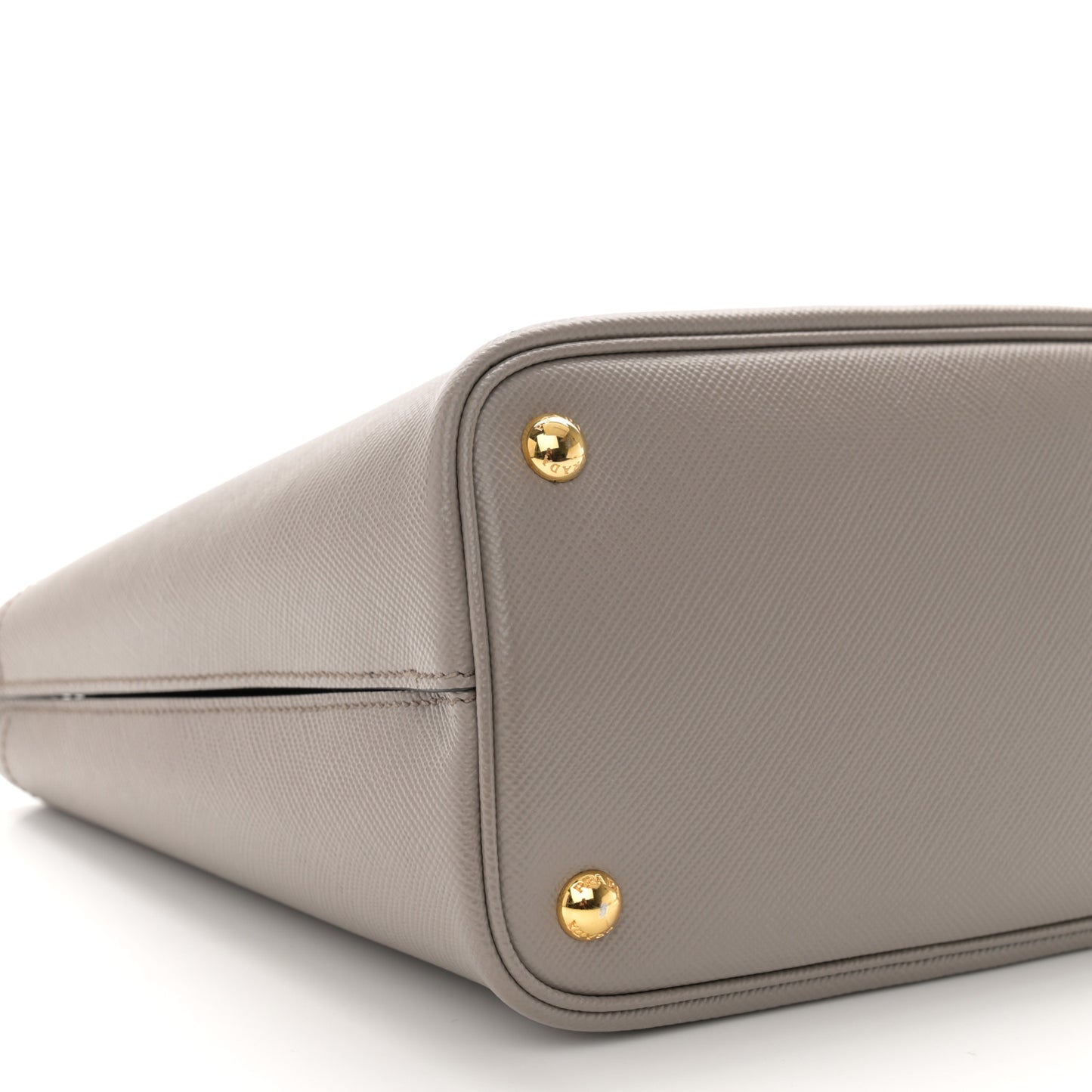 Saffiano Cuir Medium Panier Bucket Bag Argilla