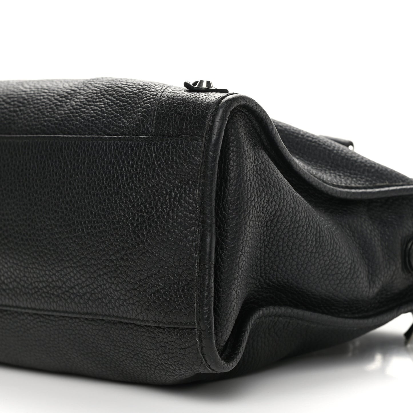 Vibrato Calfskin Classic Silver Hardware City Black