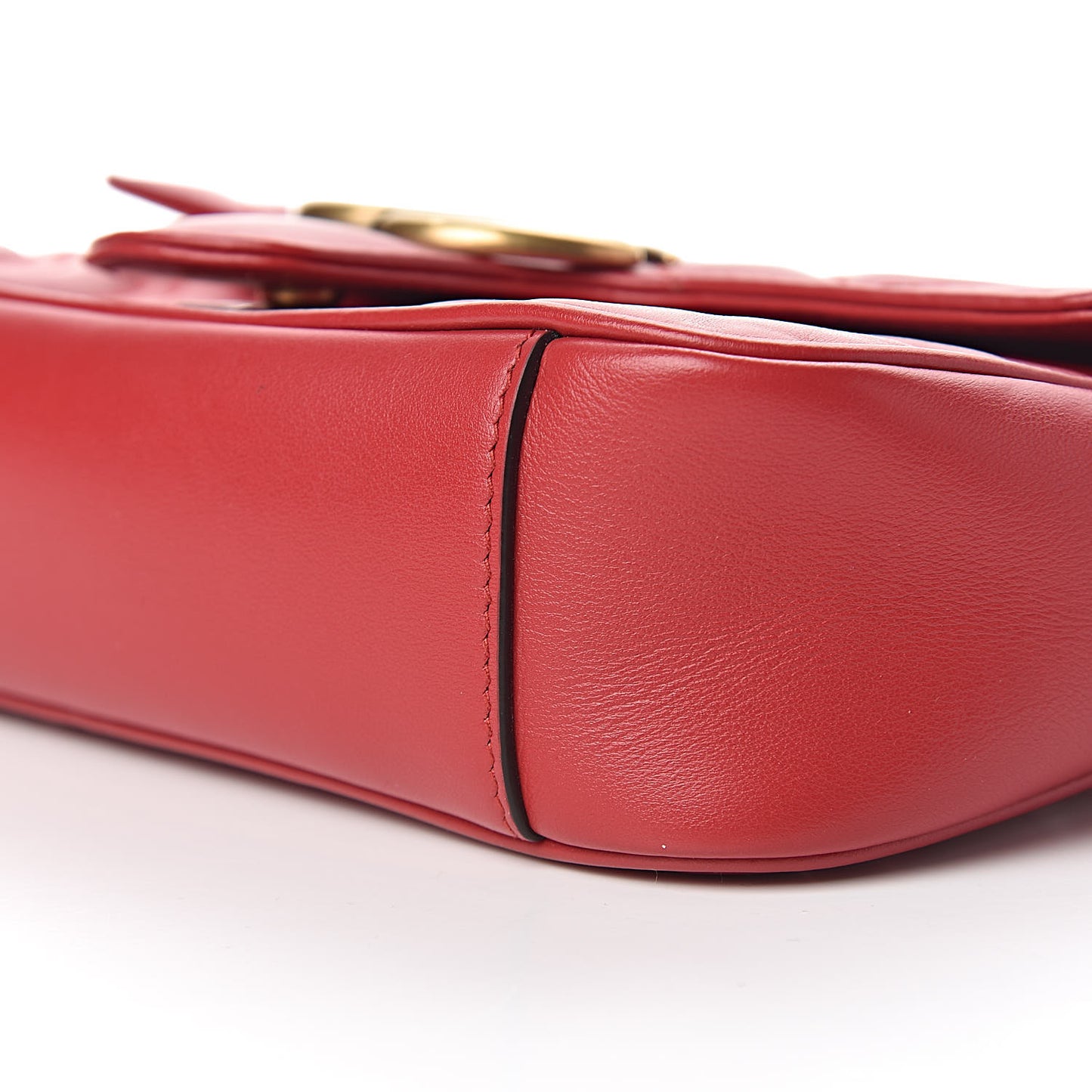 Calfskin Matelasse Mini GG Marmont Shoulder Bag Hibiscus Red