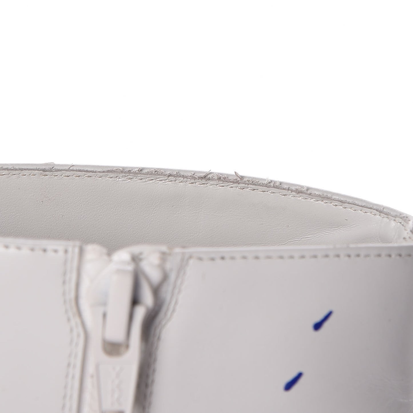 Calfskin In Love 100 Booties 38 White